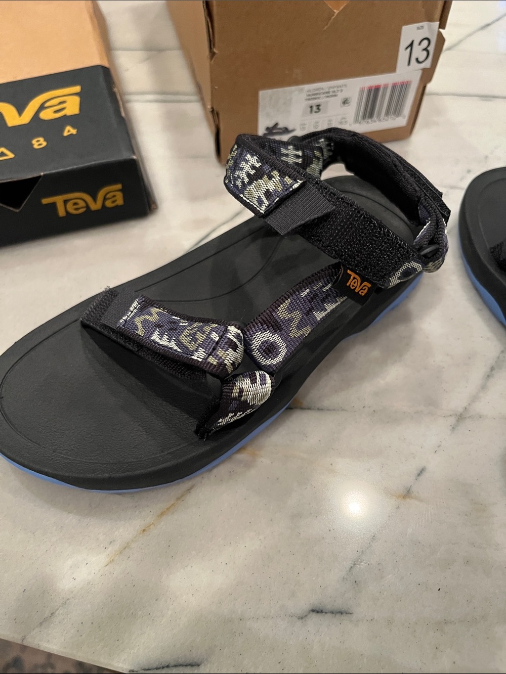Hurricane XLT 2 Kids Sandals in Black